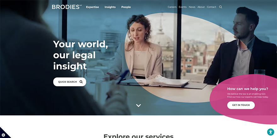 Brodies Anwaltswebsite - Top Anwaltswebseiten mit organischem Design und Videos
