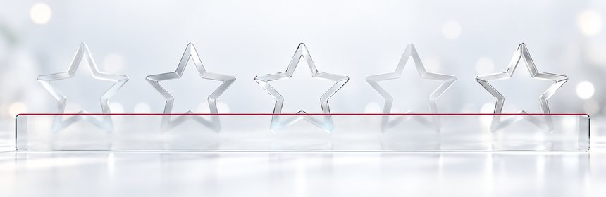 Was bei Bewertungsanfragen verboten ist Fünf Sterne hinter einer Glasbarriere mit leuchtender Kante